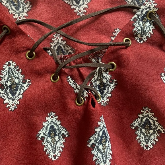 Lace up Blouse - Picture 3 of 5